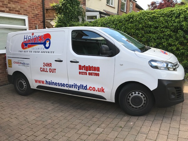 24 hour emergency locksmith service Brighton